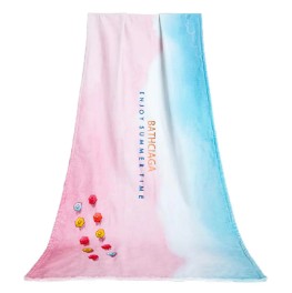 旅行中にビーチタオルを梱包し、砂が付着しないようにするにはどうすればよいですか?